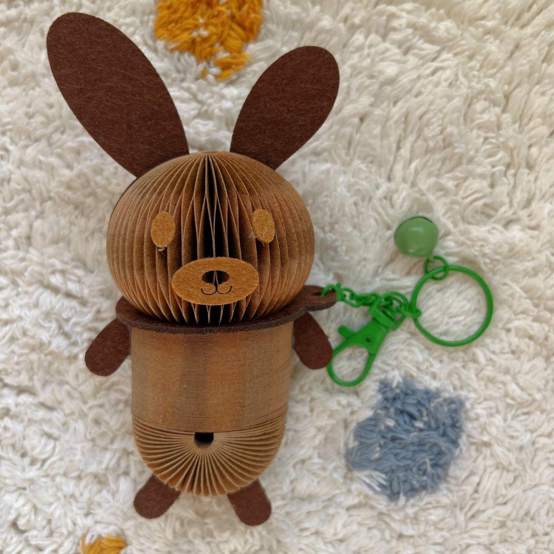 Roxy the Rabbit Paper Slinky Charm - Paper Pops