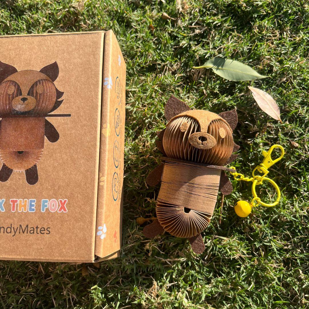 Felix the Fox Paper Slinky Charm - Paper Pops