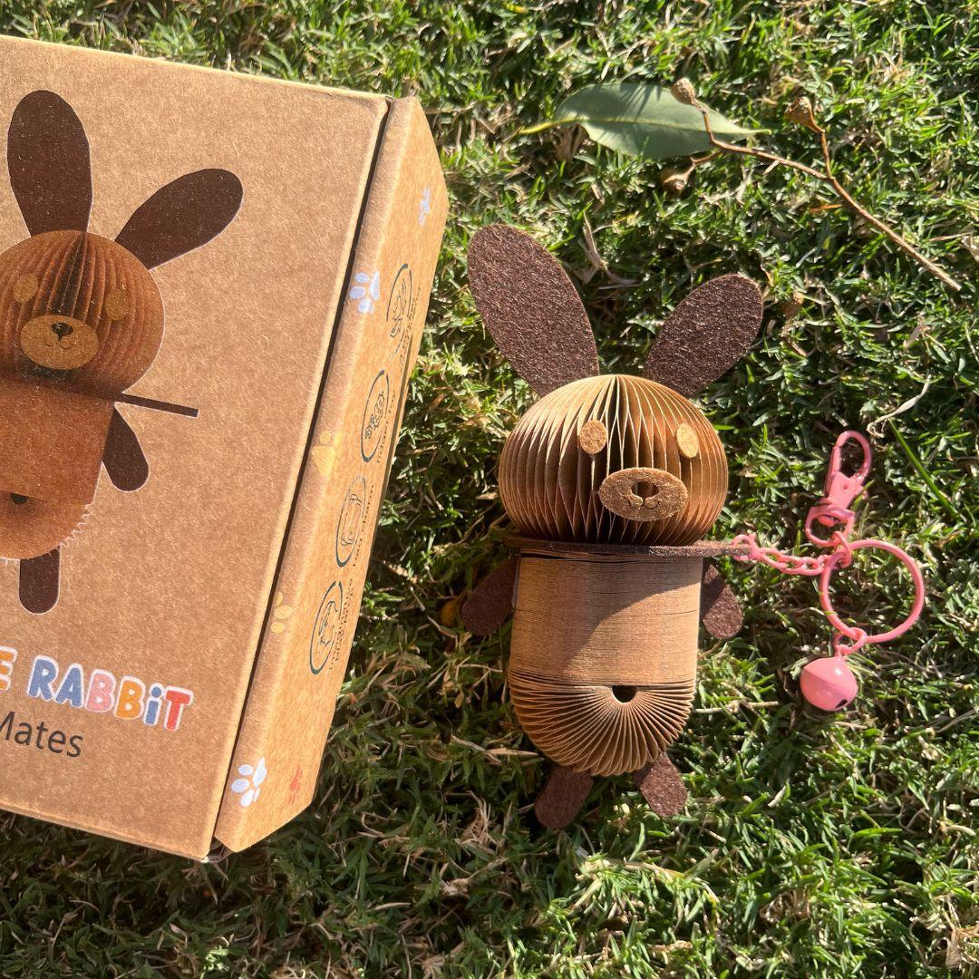 Roxy the Rabbit Paper Slinky Charm - Paper Pops