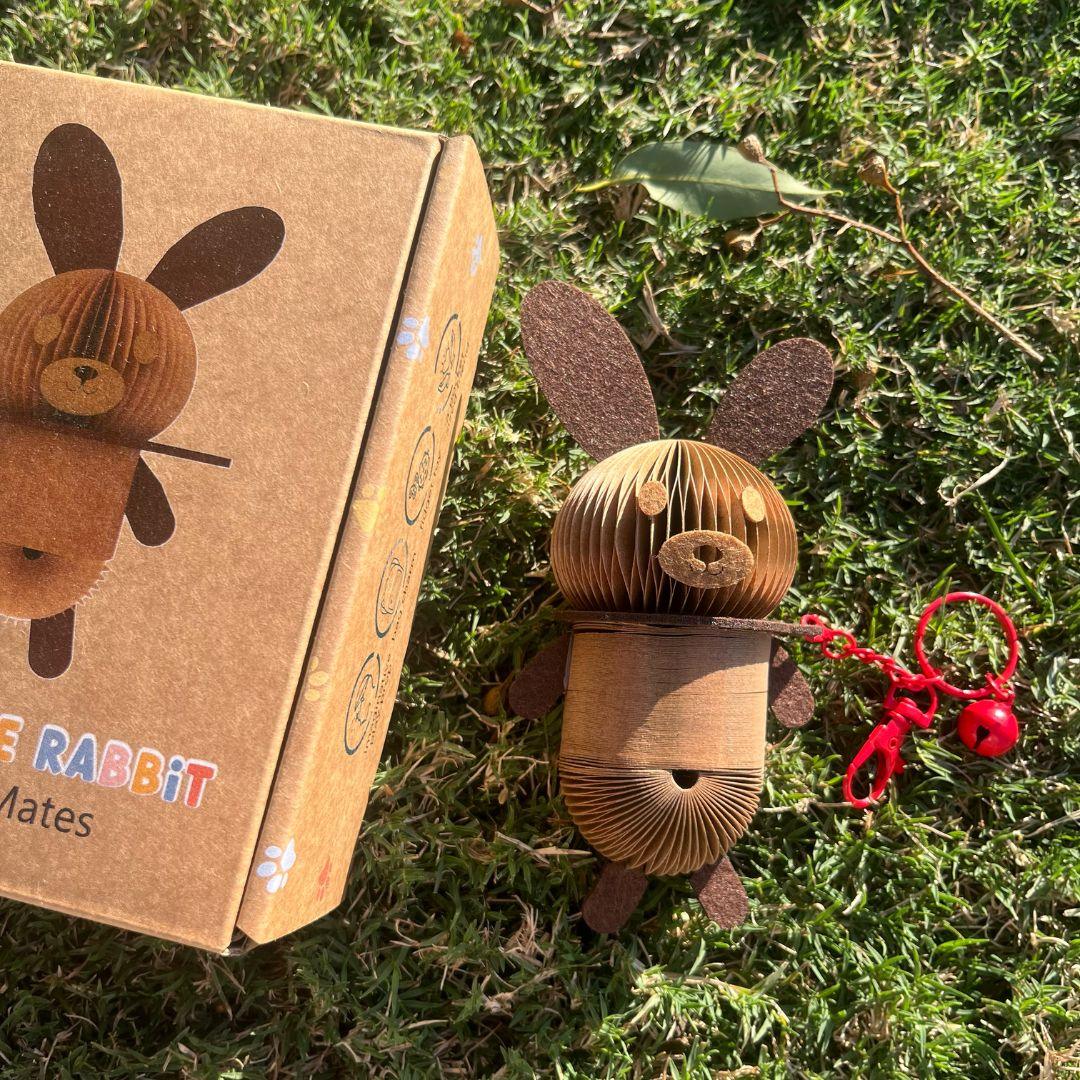 Roxy the Rabbit Paper Slinky Charm - Paper Pops