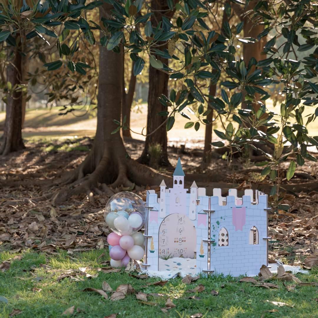 Interactive Cardboard Playscreen - The Fairytale Castle - Paper Pops